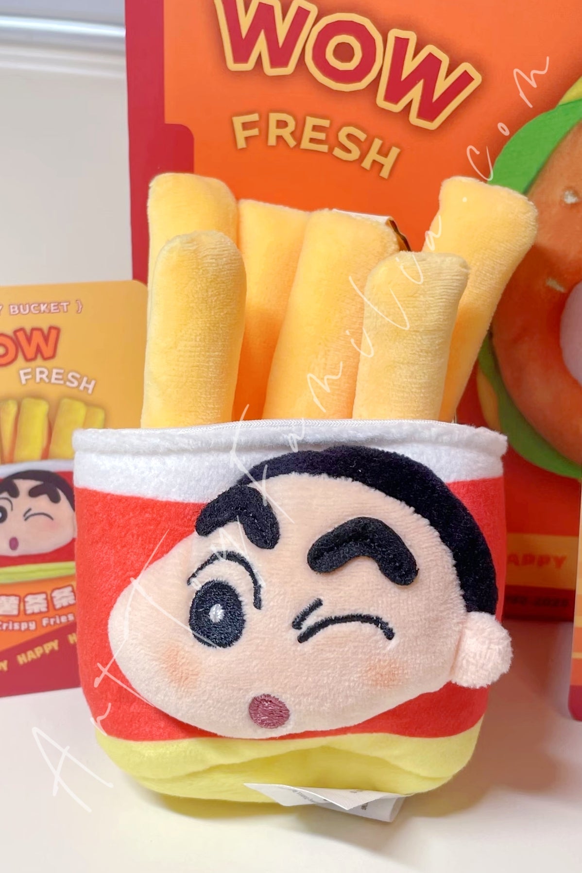 Crayon Shinchan Happy Bucket Series