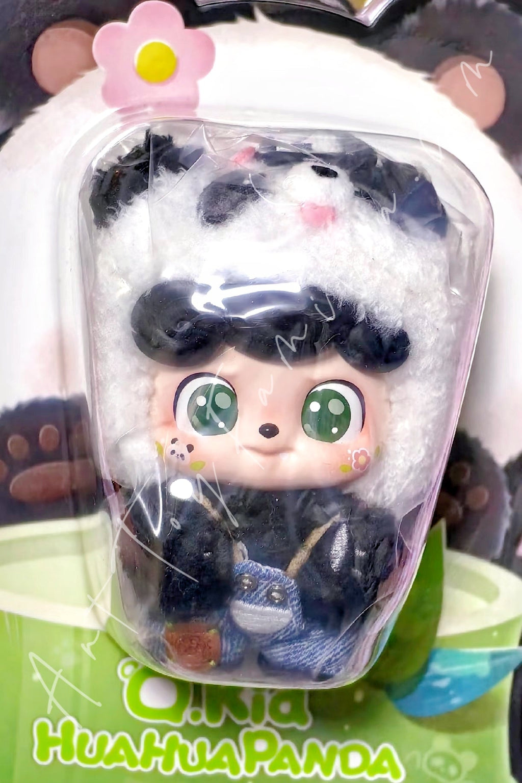 Q.Kid HuaHua Panda Figurine