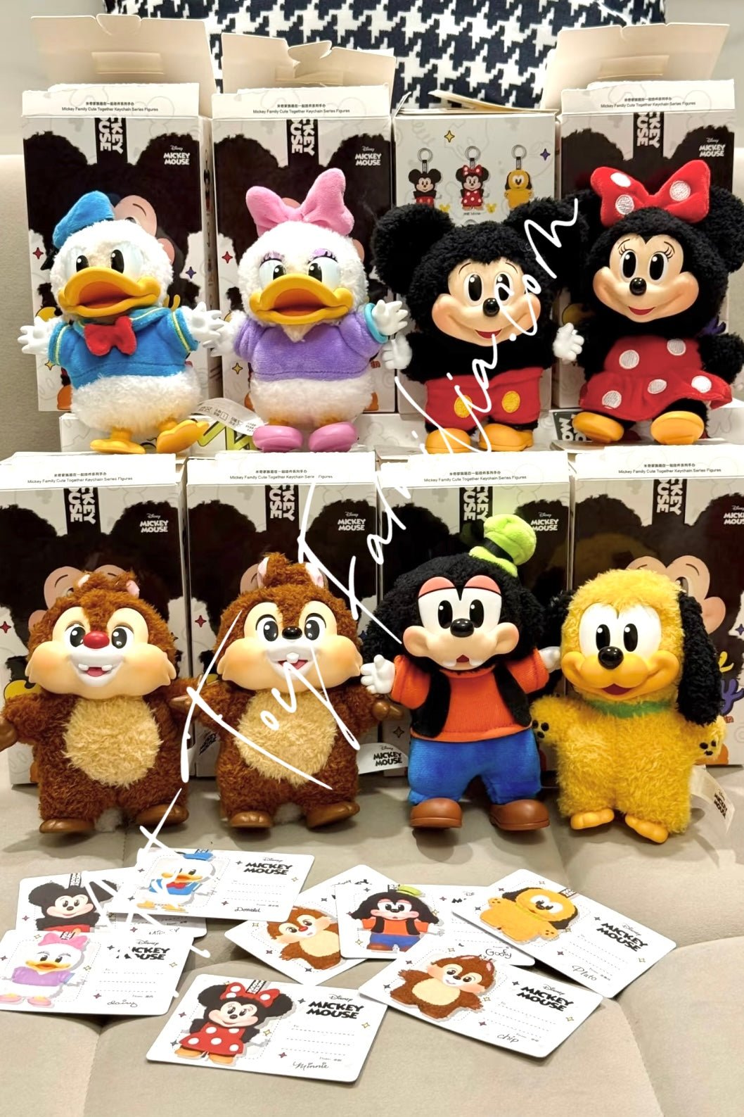 Mickey Family Cute Together KeyChain Series