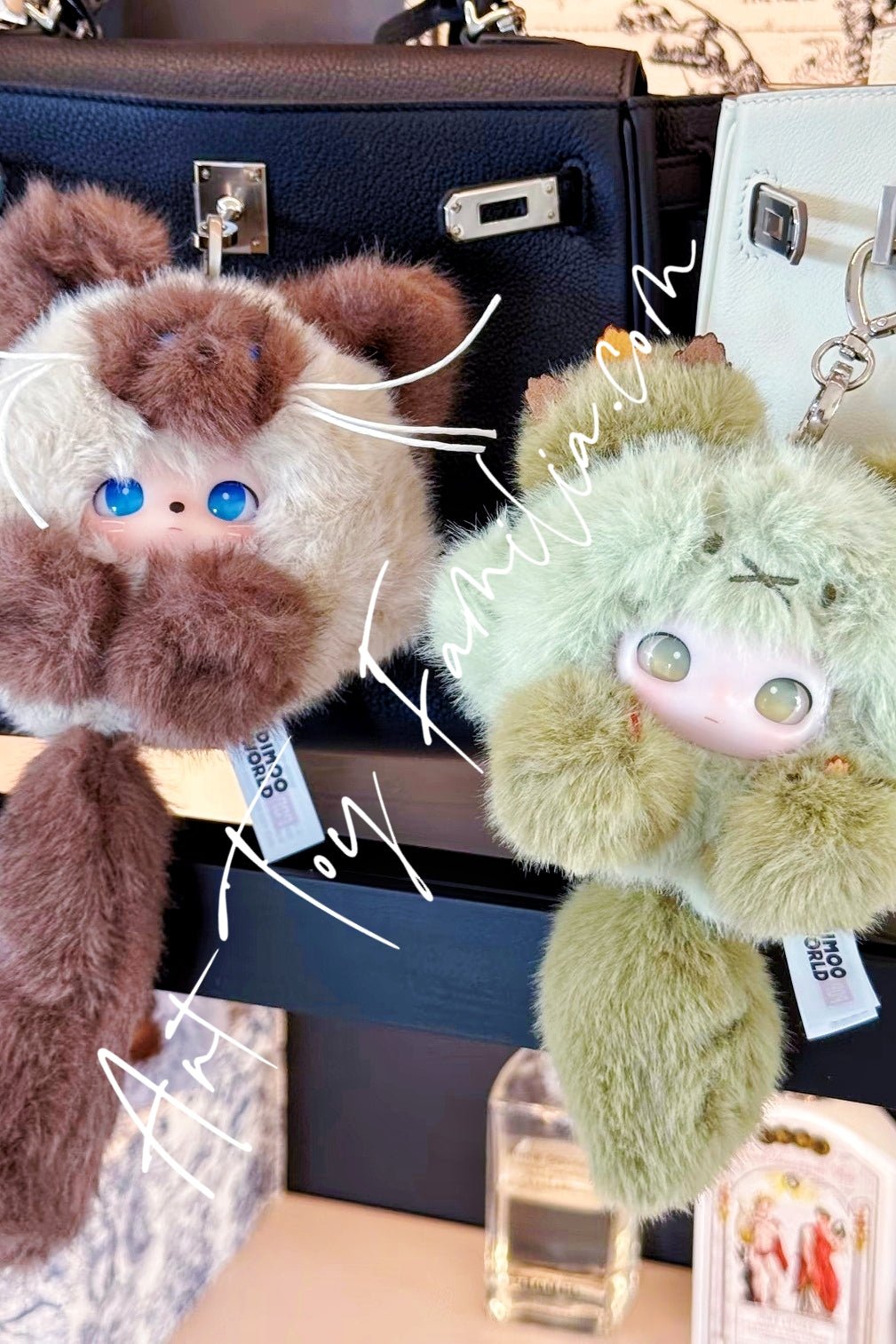 Dimoo Rolling Plush Doll - 毛绒滚滚